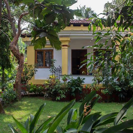 Shikara Beach Resort Cavelossim Eksteriør billede