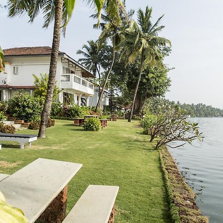 Shikara Beach Resort Cavelossim Eksteriør billede