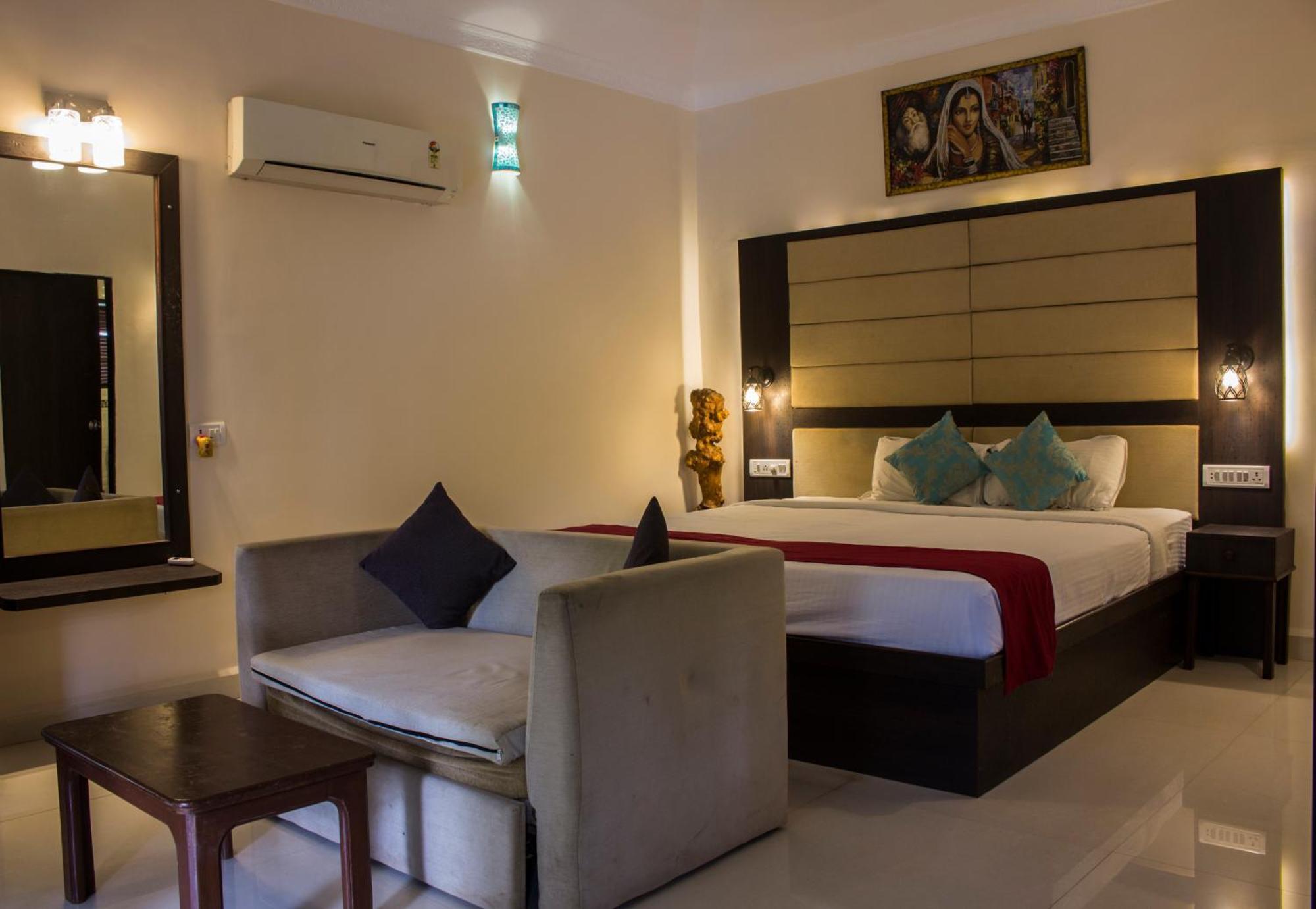 Shikara Beach Resort Cavelossim Eksteriør billede