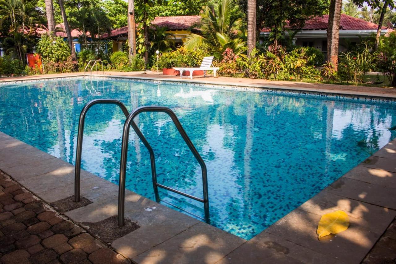 Shikara Beach Resort Cavelossim Eksteriør billede