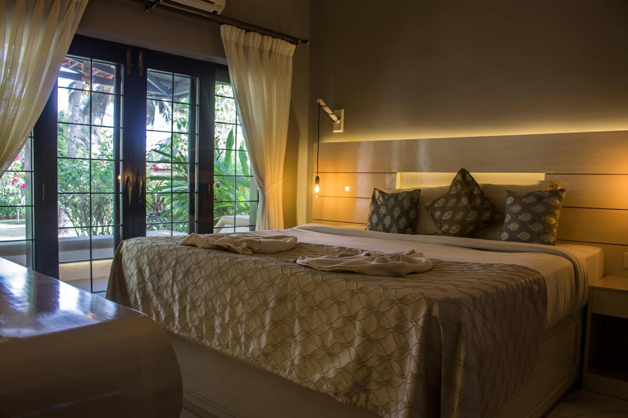 Shikara Beach Resort Cavelossim Eksteriør billede