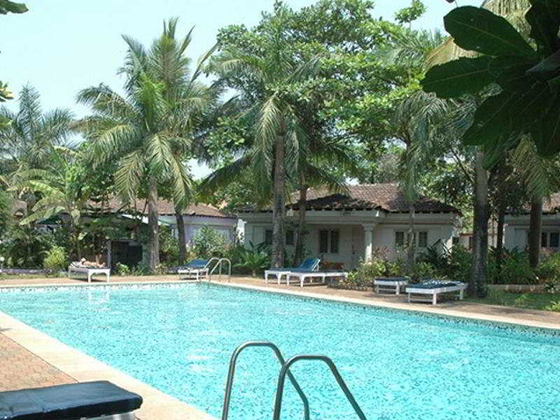 Shikara Beach Resort Cavelossim Eksteriør billede