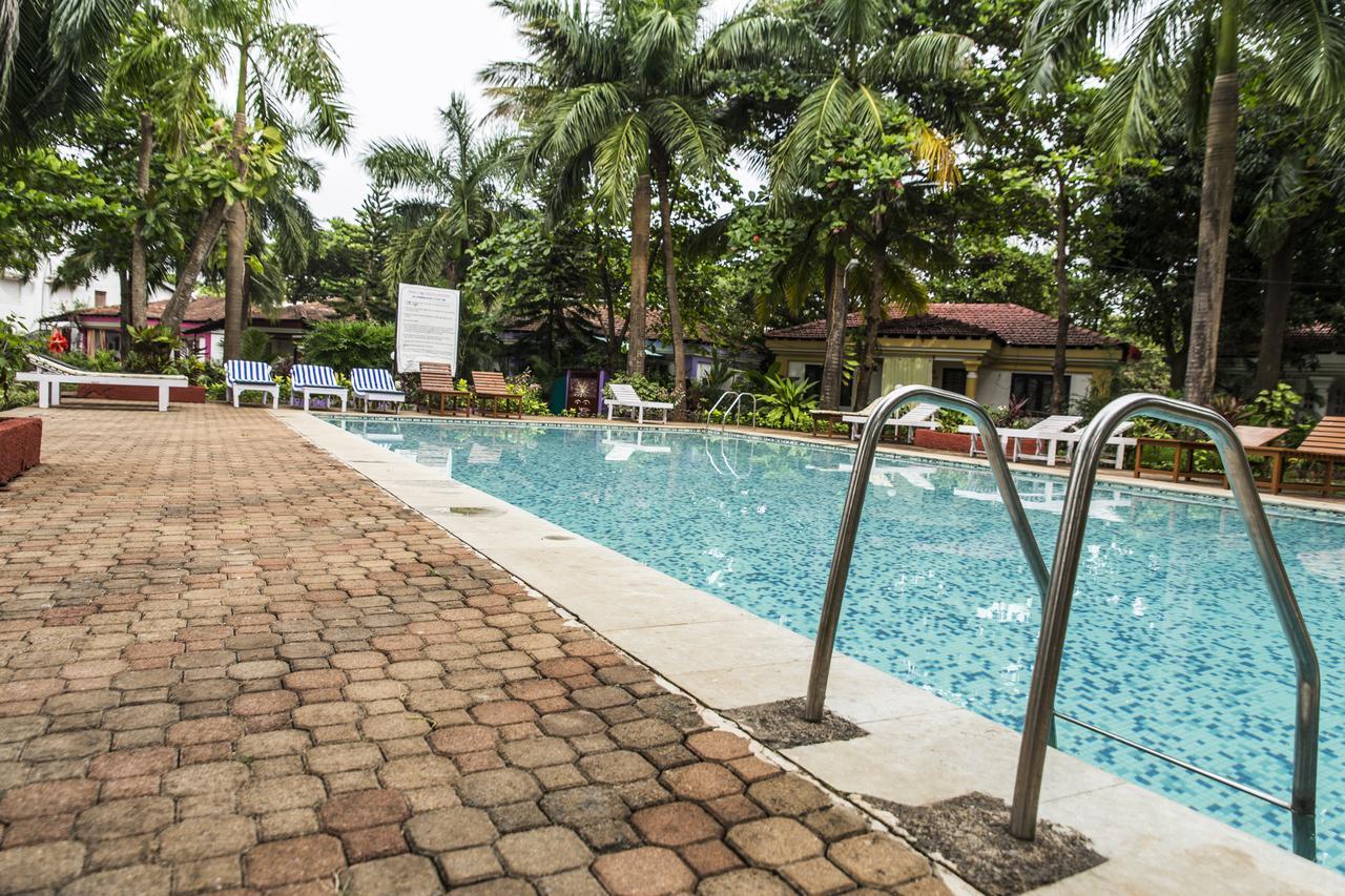 Shikara Beach Resort Cavelossim Eksteriør billede