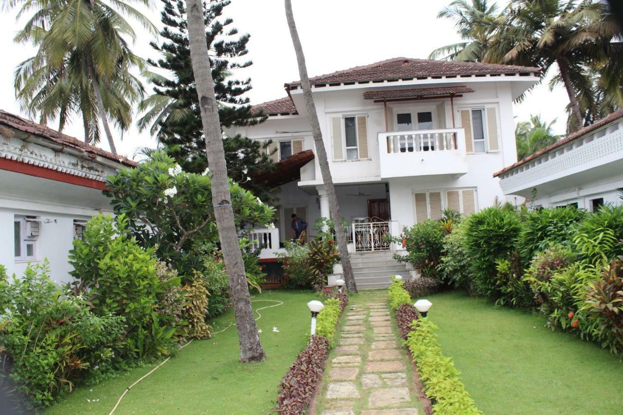 Shikara Beach Resort Cavelossim Eksteriør billede